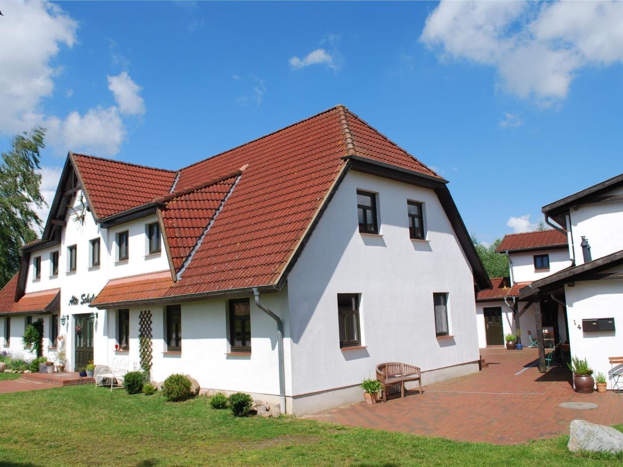 Apartment Gaestehaus Alte Schule-10 By Interhome 다르군 외부 사진